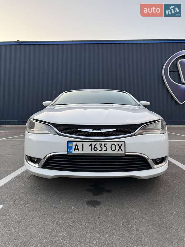 Седан Chrysler 200 2014 в Киеве