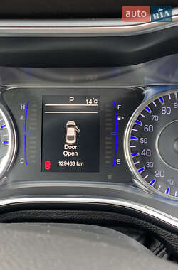 Седан Chrysler 200 2016 в 