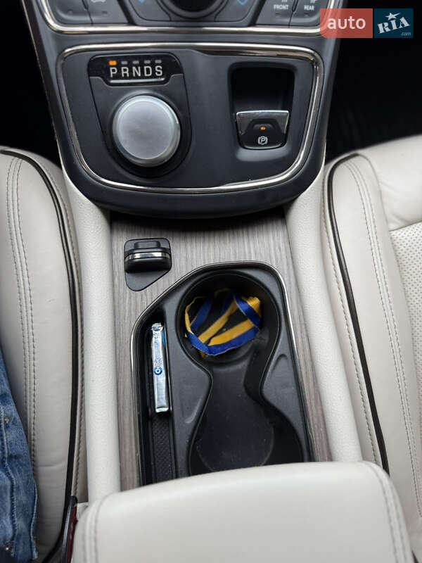 Седан Chrysler 200 2014 в Дніпрі