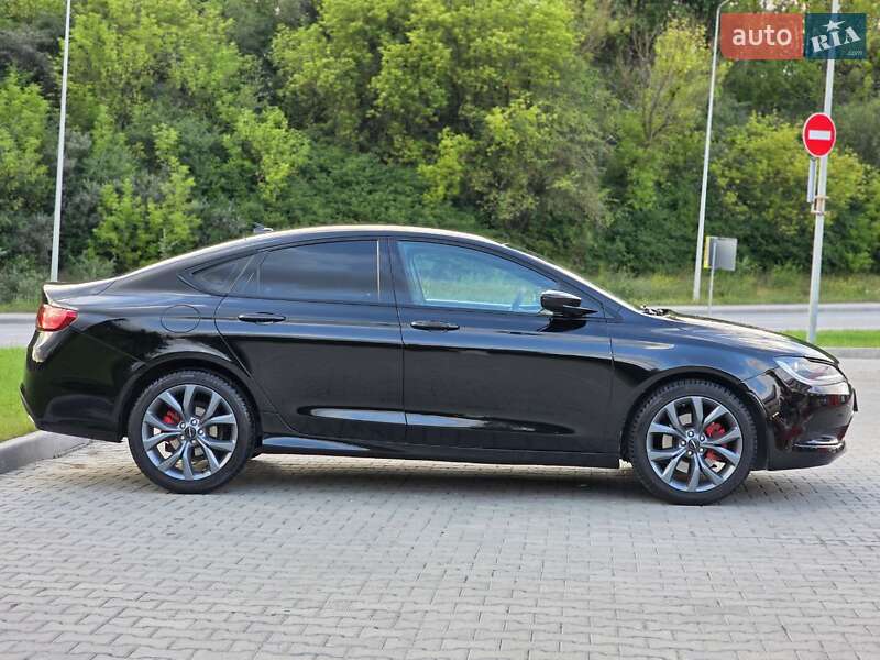 Седан Chrysler 200 2014 в Тернополі