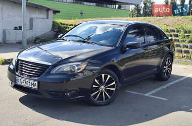 Седан Chrysler 200 2012 в Киеве