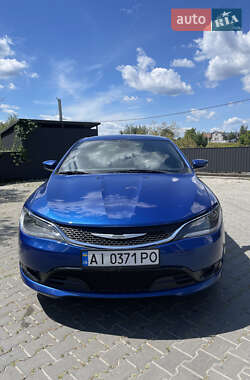 Седан Chrysler 200 2015 в Буче