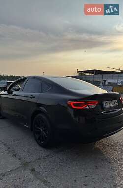 Седан Chrysler 200 2015 в Запоріжжі
