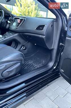 Седан Chrysler 200 2015 в 