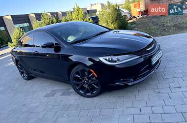Седан Chrysler 200 2015 в 