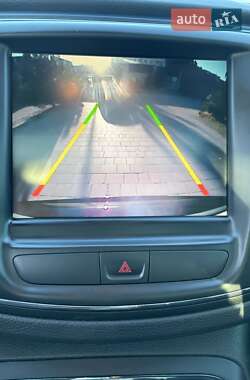 Седан Chrysler 200 2015 в 