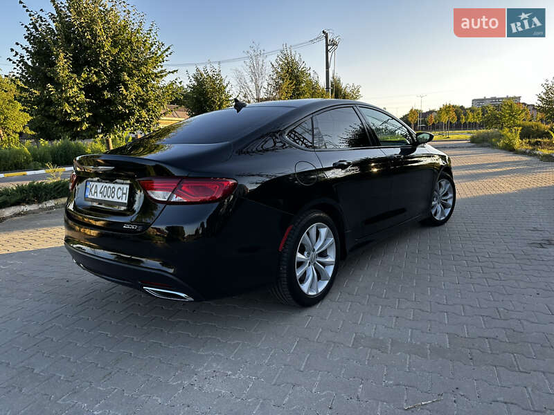 Chrysler 200 2015