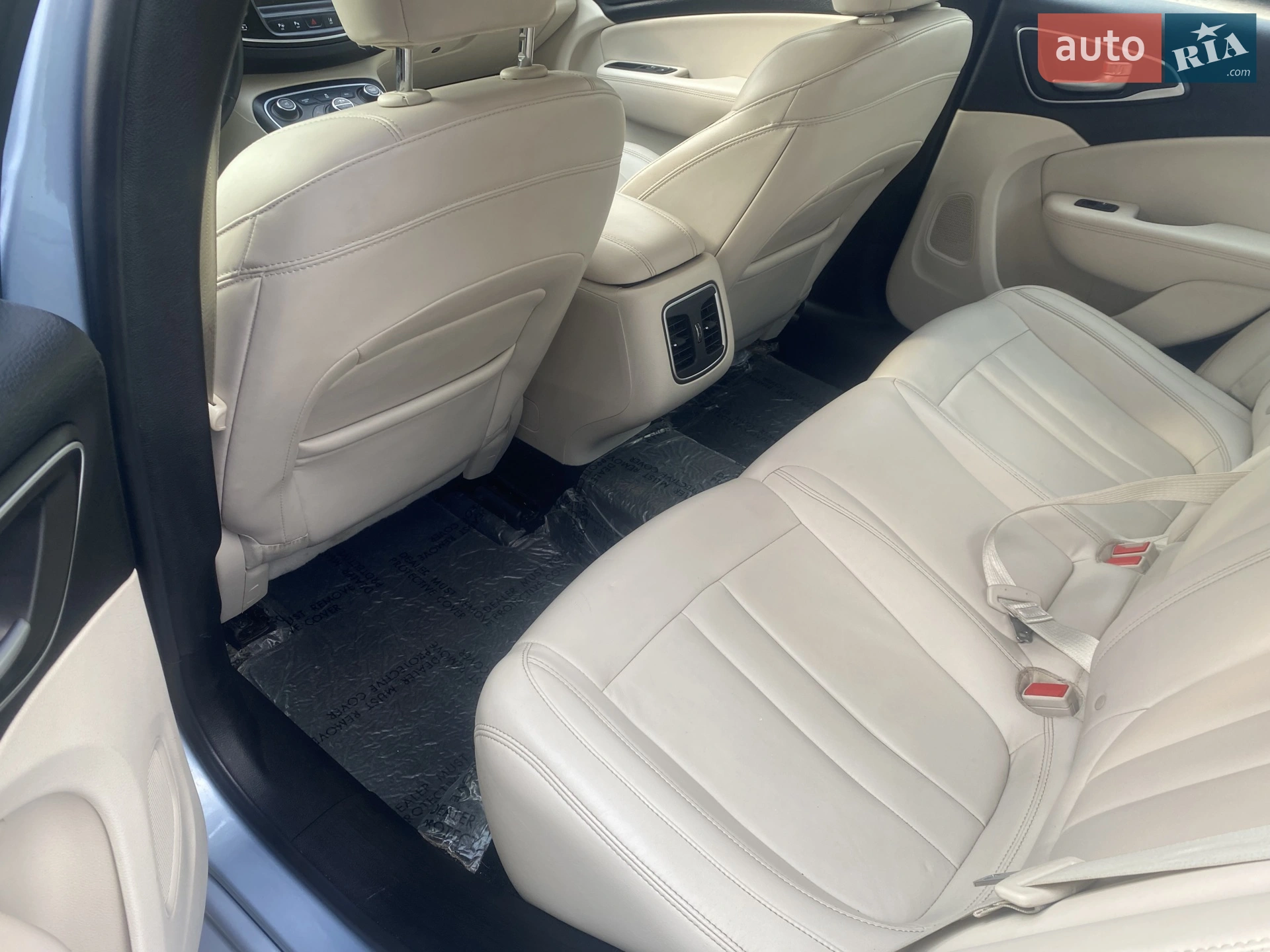 2015 Chrysler 200 - мініатюра 7