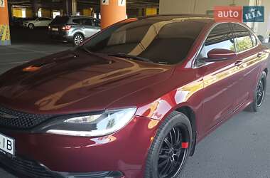 Седан Chrysler 200 2015 в Києві