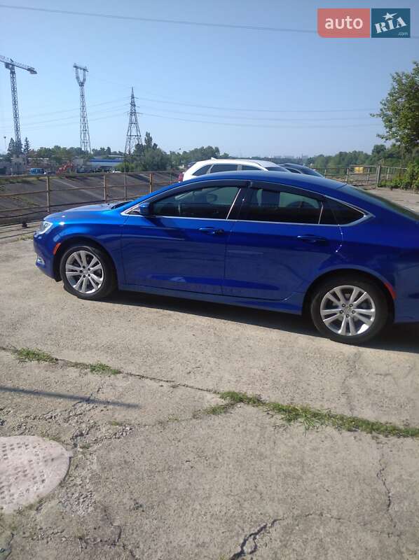 Седан Chrysler 200 2015 в Киеве фото 7 Седан Chrysler 200 2015 в Киеве