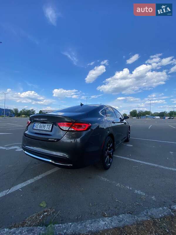 Седан Chrysler 200 2014 в Киеве