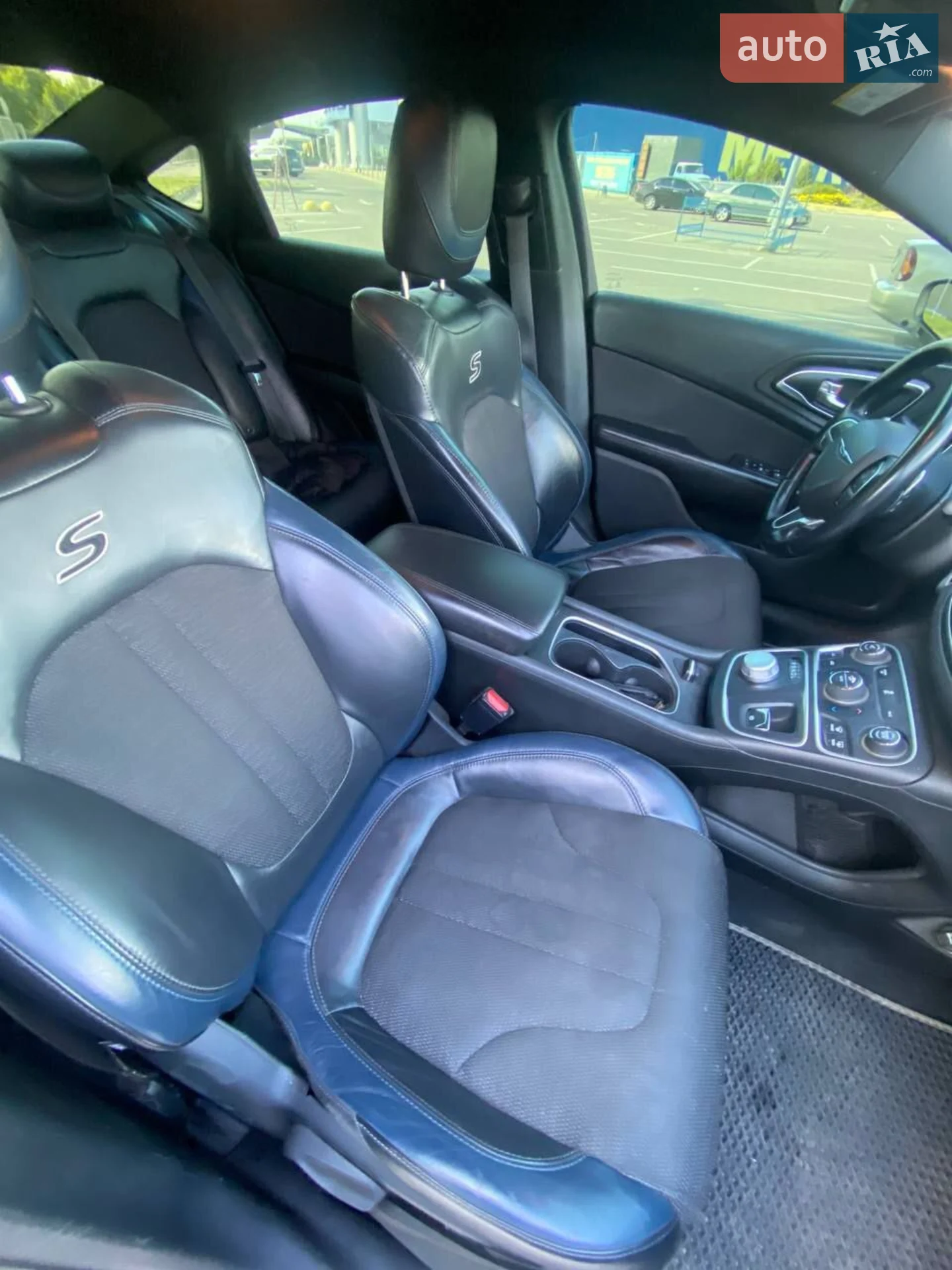 2014 Chrysler 200 - мініатюра 9