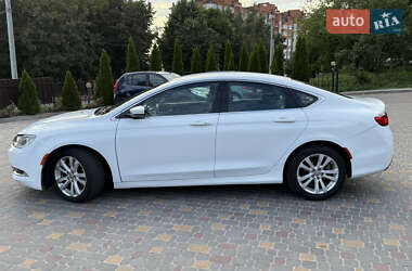 Седан Chrysler 200 2015 в 