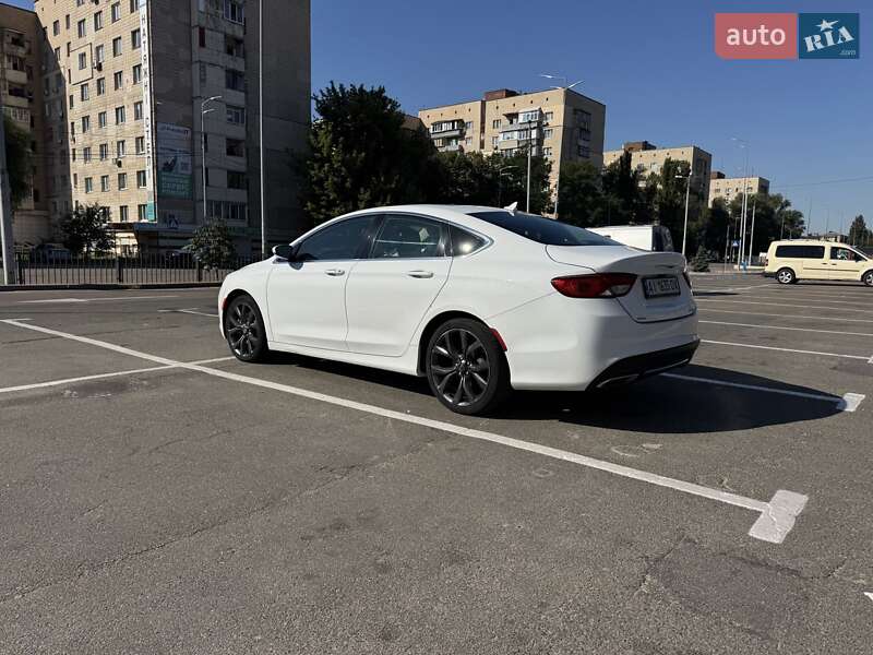 Седан Chrysler 200 2014 в Киеве