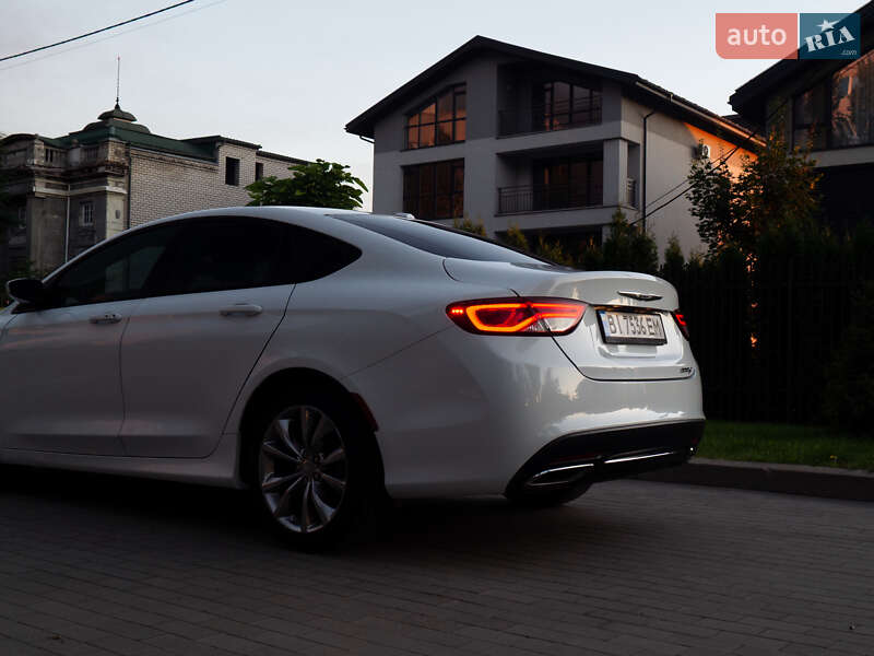 Седан Chrysler 200 2014 в Кременчуге