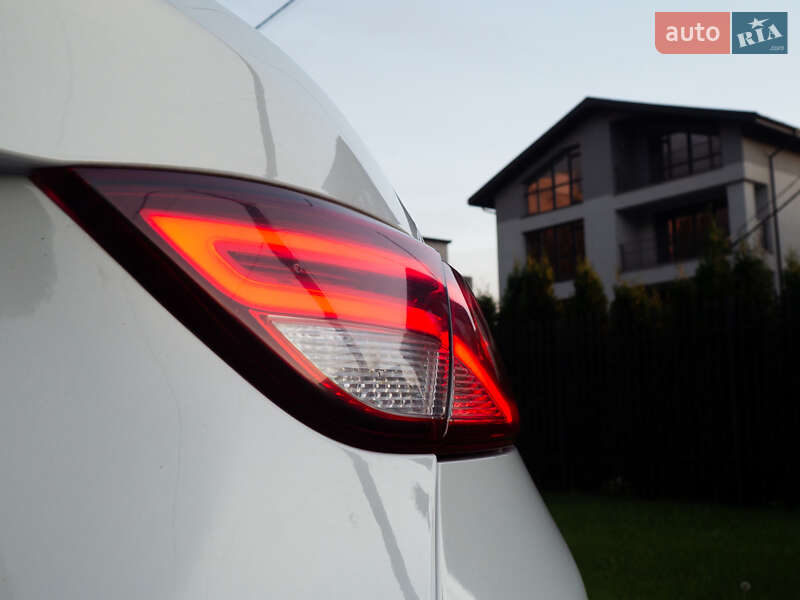 Седан Chrysler 200 2014 в Кременчуге