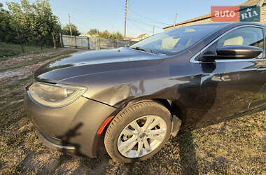 Седан Chrysler 200 2016 в 