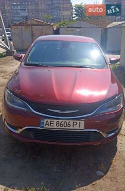 Седан Chrysler 200 2015 в Дніпрі