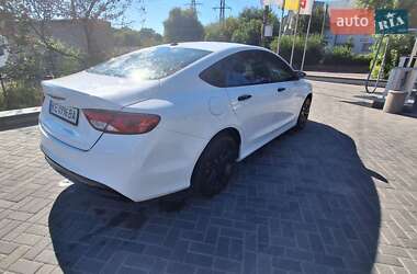 Седан Chrysler 200 2015 в 