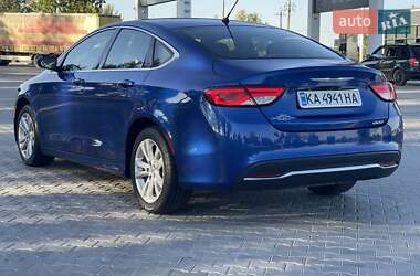 Седан Chrysler 200 2015 в Тульчине