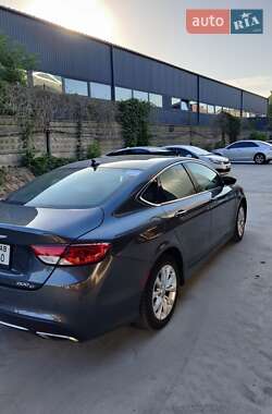 Седан Chrysler 200 2014 в Днепре