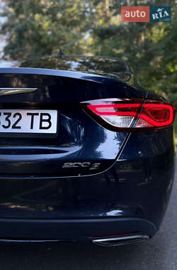 Седан Chrysler 200 2016 в 