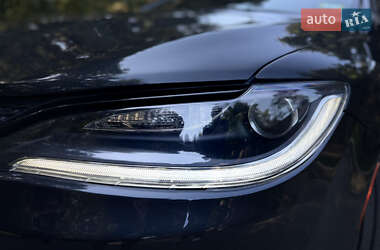 Седан Chrysler 200 2016 в 