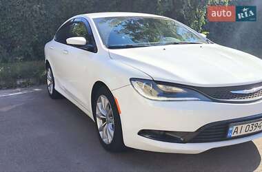 Седан Chrysler 200 2015 в 