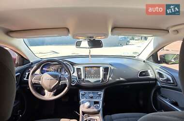 Седан Chrysler 200 2015 в 
