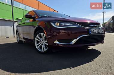 Седан Chrysler 200 2015 в 