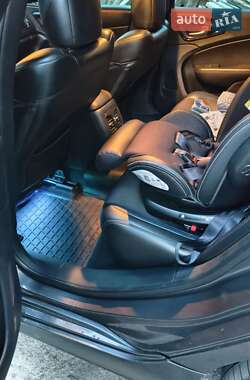 Седан Chrysler 200 2015 в 