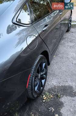 Седан Chrysler 200 2015 в 
