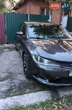 Седан Chrysler 200 2015 в 