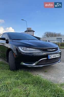 Седан Chrysler 200 2016 в Буске