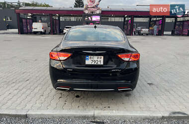 Седан Chrysler 200 2014 в 