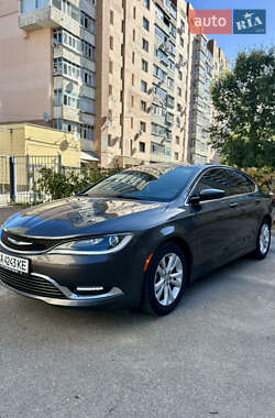 Седан Chrysler 200 2016 в Черкассах