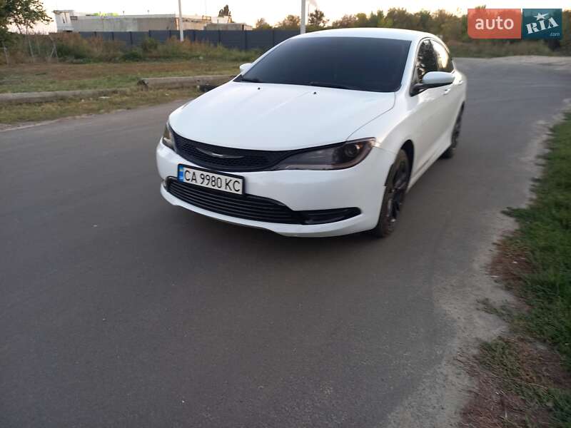 Седан Chrysler 200 2016 в Черкассах фото Седан Chrysler 200 2016 в Черкассах