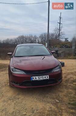 Седан Chrysler 200 2015 в 