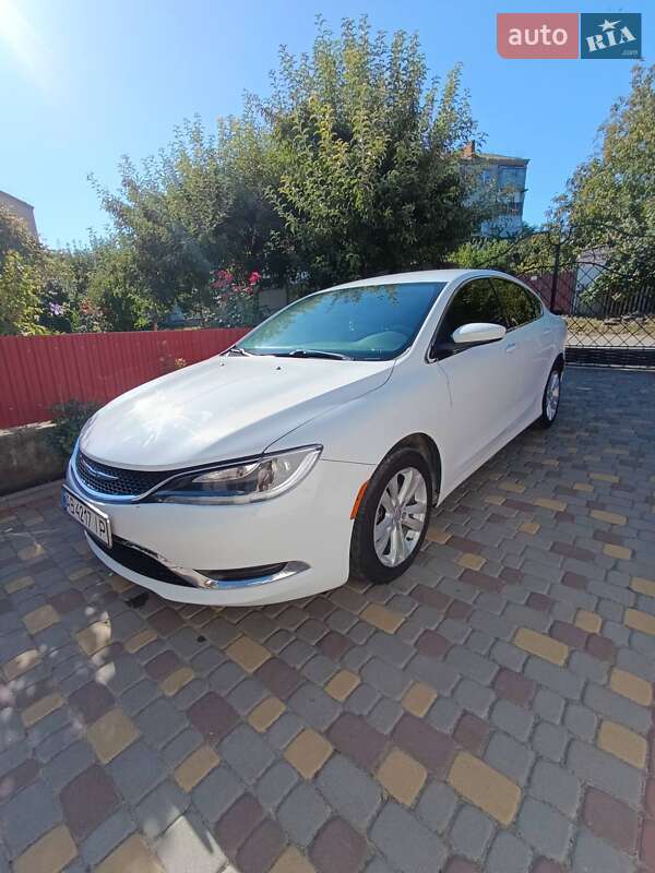 Седан Chrysler 200 2014 в Песчанке