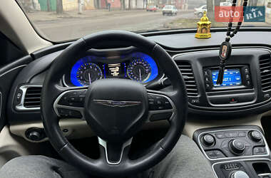 Седан Chrysler 200 2014 в Миколаєві