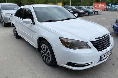 Седан Chrysler 200 2012 в 