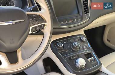 Седан Chrysler 200 2014 в 