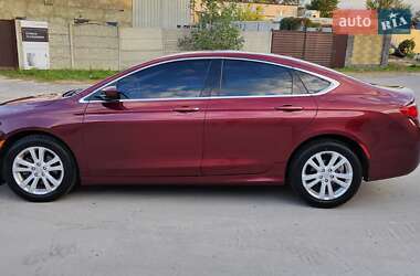 Седан Chrysler 200 2015 в 