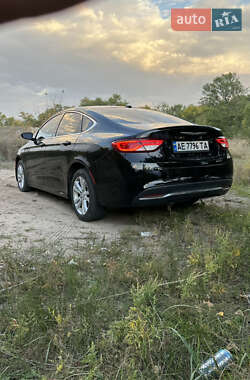Седан Chrysler 200 2015 в 