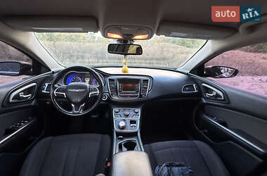 Седан Chrysler 200 2015 в 
