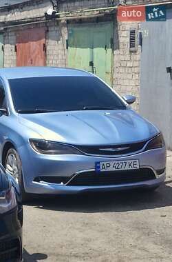 Седан Chrysler 200 2015 в Запоріжжі