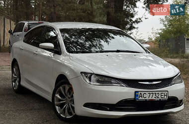 Седан Chrysler 200 2014 в Киеве