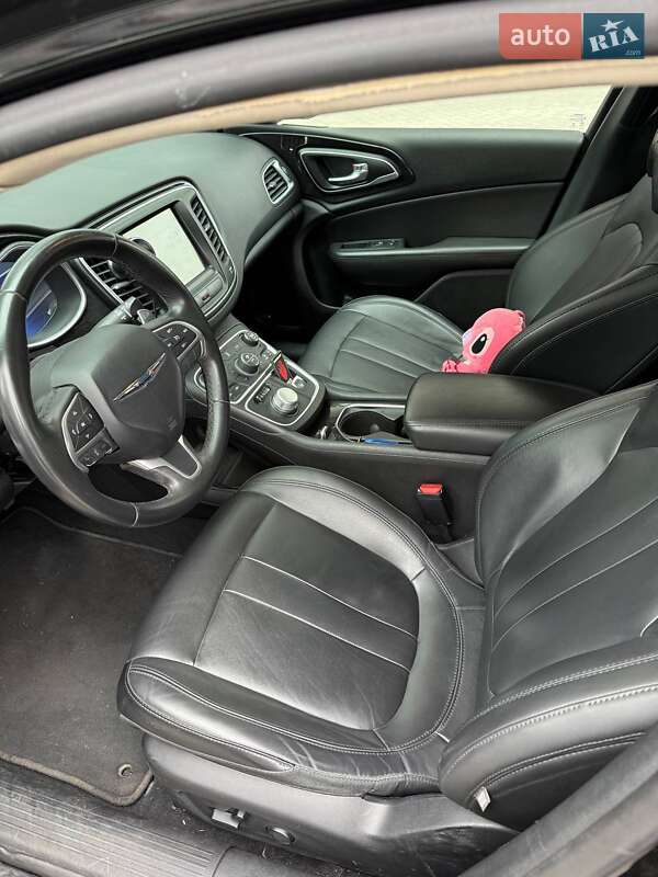 Седан Chrysler 200 2015 в Львове фото 6 Седан Chrysler 200 2015 в Львове