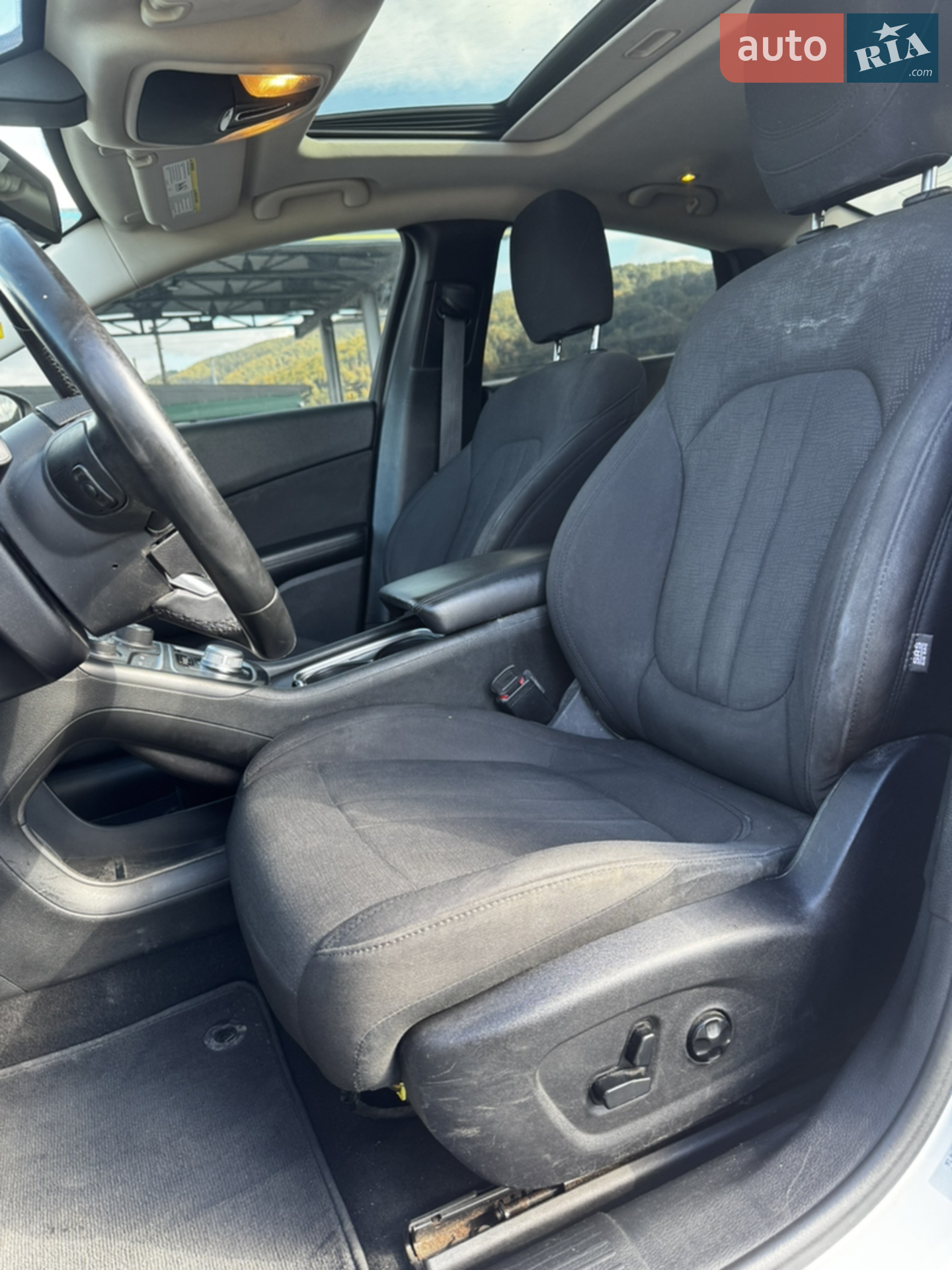 2015 Chrysler 200 - мініатюра 13
