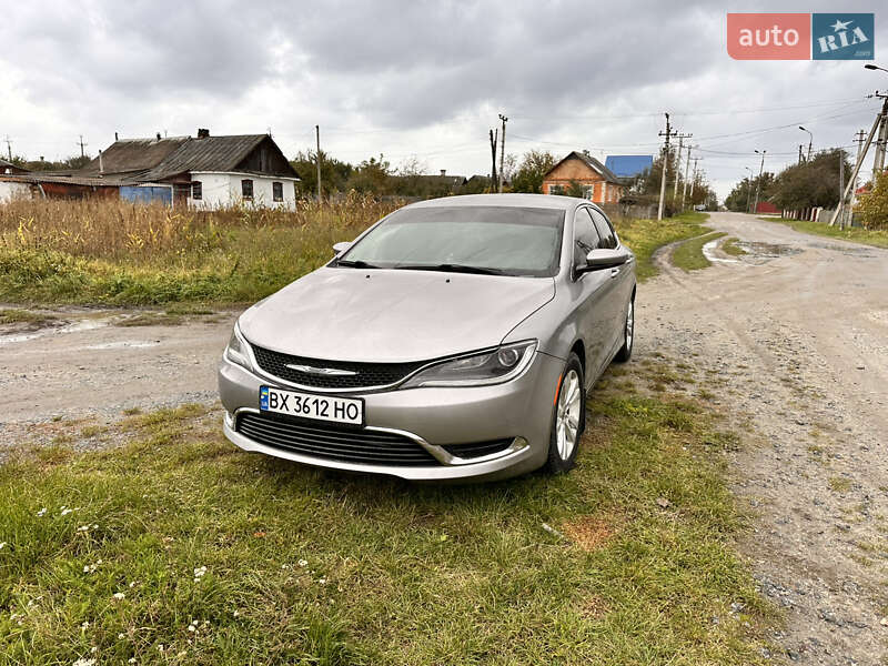 Седан Chrysler 200 2015 в Изяславе